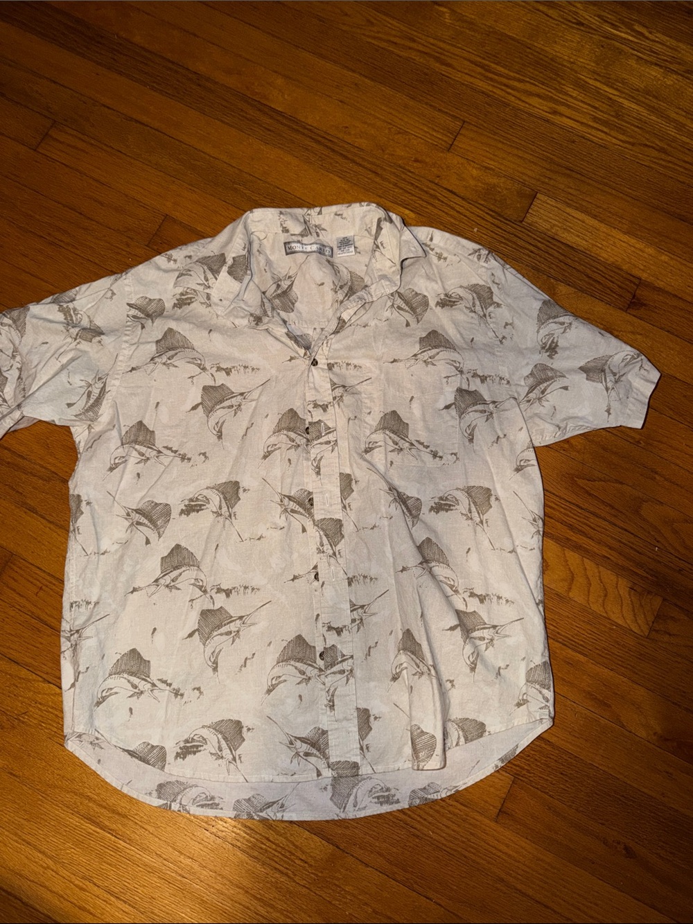 Men's Monte Carlo Short-Sleeve Fish Print Shirt - Khaki Great condition XL
